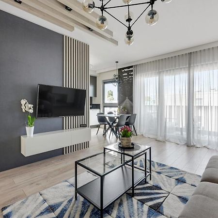 Nadmorze I Morze Apartment กดัญสก์ ภายนอก รูปภาพ