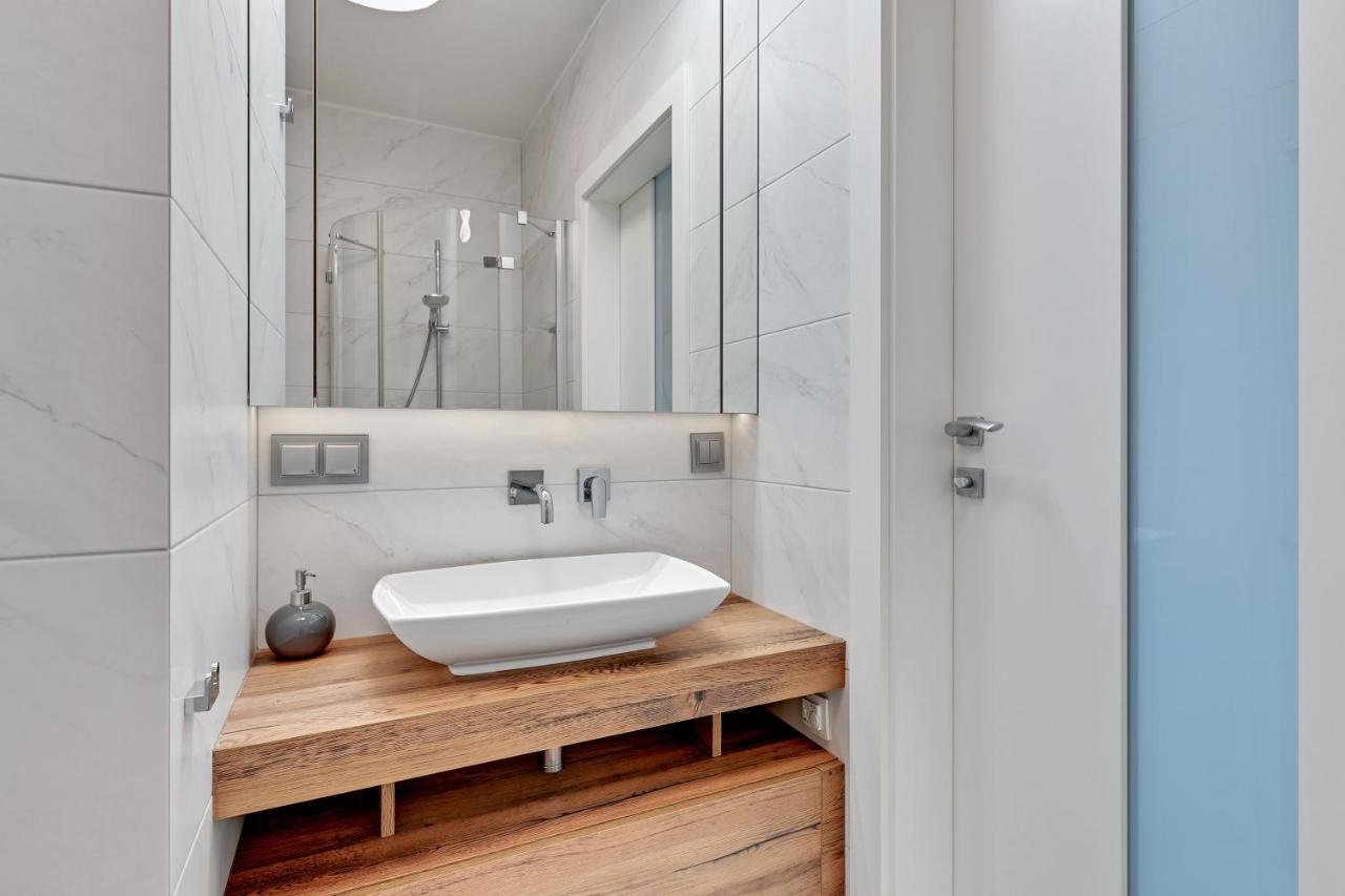 Nadmorze I Morze Apartment กดัญสก์ ภายนอก รูปภาพ